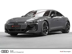 Nimbusgrau perleffekt Neu 2025 Audi e-tron Performance SUV | 179.980 €