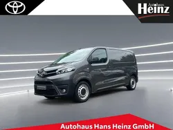 Basaltgrau metallic Gebraucht 2021 Toyota Proace Comfort Van | 20.990 € (Teuer)
