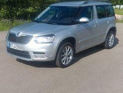 Silber Gebraucht 2016 Skoda Yeti Joy SUV | 12.695 € (Fairer Preis)