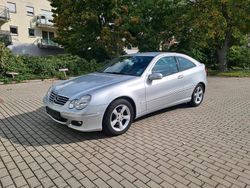 Silber Gebraucht 2006 Mercedes C180 Coupé | 3.999 € (Fairer Preis)