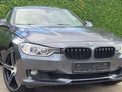 Grau Gebraucht 2015 BMW 320 Sport Line Limousine | 14.300 € (Guter Preis)