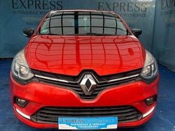 Rot Gebraucht 2018 Renault Clio IV LIMITED Kleinwagen | 3.999 € (Guter Preis)