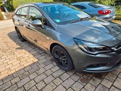 Grau Gebraucht 2018 Opel Astra Edition Kombi | 10.000 € (Fairer Preis)