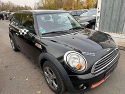 Midnight black metallic Gebraucht 2010 Mini One Clubman Kombi | 2.900 € (Guter Preis)