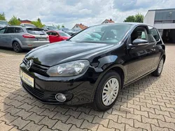 Ebenholzschwarz Gebraucht 2009 VW Golf VI Trendline Limousine | 3.490 € (Teuer)