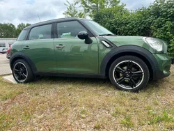 Grün Gebraucht 2014 Mini Cooper Countryman SUV | 8.900 €
