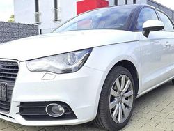 Weiß Gebraucht 2013 Audi A1 Sportback Ambition Kleinwagen | 6.390 € (Etwas zu teuer)