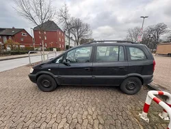 Schwarz Gebraucht 2003 Opel Zafira Van / Kleinbus | 1.500 € (Guter Preis)