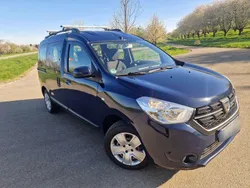 Blau Gebraucht 2018 Dacia Dokker Comfort Van | 11.690 € (Fairer Preis)