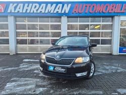 Schwarz Gebraucht 2016 Skoda Rapid Ambition Limousine | 6.299 € (Fairer Preis)