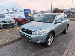Grün Gebraucht 2007 Toyota RAV4 Executive SUV | 7.999 € (Fairer Preis)
