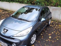 Grau Gebraucht 2007 Peugeot 207 Urban Move Limousine | 1.900 € (Fairer Preis)