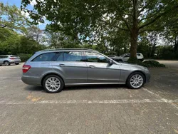 Grau Gebraucht 2012 Mercedes 300 Kombi | 8.200 € (Teuer)