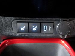 Chili red (3u4)/ black mica (2 Neu 2025 Toyota Aygo Kleinwagen | 17.290 €