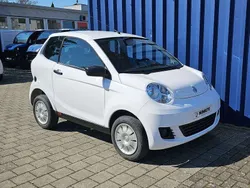 Weiß Gebraucht 2023 Aixam Minauto Limousine | 11.350 €