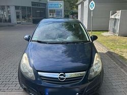 Blau Gebraucht 2010 Opel Corsa Edition Kleinwagen | 2.900 € (Guter Preis)