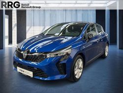 Blau Gebraucht 2024 Renault Clio V Evolution Limousine | 15.380 € (Guter Preis)