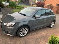 Grau Gebraucht 2016 Audi A1 Kleinwagen | 15.899 € (Teuer)