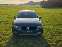 Grau Gebraucht 2020 VW Passat Business Kombi | 19.000 € (Guter Preis)