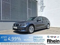 Grau Gebraucht 2022 BMW 320e Limousine | 23.690 € (Guter Preis)