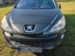 Grau Gebraucht 2009 Peugeot 308 Kombi | 4.300 € (Teuer)