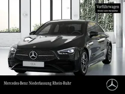 Schwarz Gebraucht 2025 Mercedes CLA200 AMG Limousine | 47.690 €