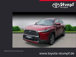 Rot Gebraucht 2024 Toyota Corolla Cross Team SUV | 33.990 € (Fairer Preis)