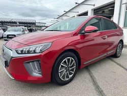 Fiery red Gebraucht 2022 Hyundai Ioniq 6 Style Limousine | 18.990 € (Fairer Preis)