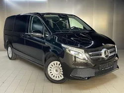 Schwarz Gebraucht 2021 Mercedes V300 Van / Kleinbus | 40.450 € (Superpreis)