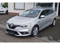 Platingrau Gebraucht 2020 Renault Mégane GrandTour Business Kombi | 13.490 € (Guter Preis)