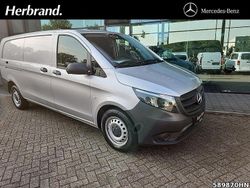 Silber Gebraucht 2023 Mercedes Vito Van / Kleinbus | 28.310 € (Superpreis)
