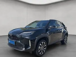 Schwarz Neu 2025 Toyota Yaris Cross Team SUV | 29.990 € (Fairer Preis)