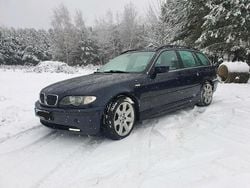 Blau Gebraucht 2004 BMW 330 Kombi | 6.000 €