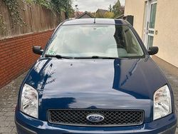 Blau Gebraucht 2003 Ford Fusion Kleinwagen | 3.600 € (Etwas zu teuer)