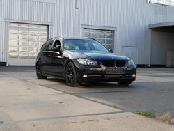 Schwarz Gebraucht 2007 BMW 335 Sport Line Kombi | 12.900 € (Guter Preis)