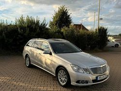 Silber Gebraucht 2011 Mercedes E220 Kombi | 8.199 € (Fairer Preis)
