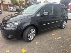 Deep black perleffekt Gebraucht 2010 VW Touran Highline Van / Kleinbus | 6.950 € (Fairer Preis)