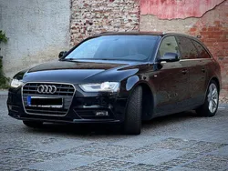 Schwarz Gebraucht 2013 Audi A4 S-Line Kombi | 10.200 € (Fairer Preis)