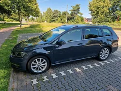 Grau Gebraucht 2019 VW Golf VII Kombi | 17.500 € (Fairer Preis)