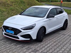 Weiß Gebraucht 2024 Hyundai i30 Coupé | 31.750 € (Guter Preis)