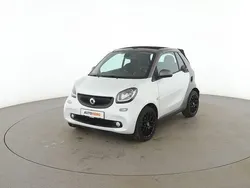 Weiß Gebraucht 2018 Smart ForTwo Cabrio Basis Cabrio | 14.360 € (Guter Preis)