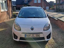 Weiß Gebraucht 2009 Renault Twingo Night&Day Kleinwagen | 2.400 € (Fairer Preis)