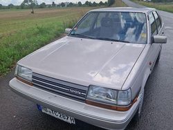 Beige Gebraucht 1987 Toyota Carina II Kleinwagen | 4.300 €