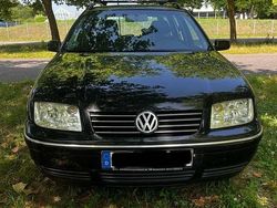 Schwarz Gebraucht 2002 VW Bora Limousine | 1.350 € (Fairer Preis)