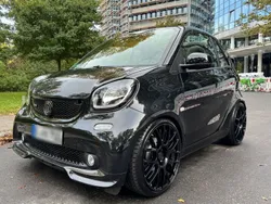 Schwarz Gebraucht 2018 Smart ForTwo Cabrio Brabus Cabrio | 39.999 €