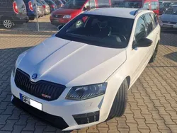 Weiß Gebraucht 2014 Skoda Octavia RS Kombi | 8.990 € (Guter Preis)