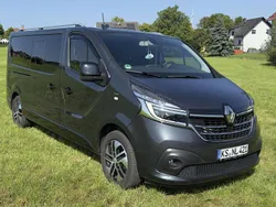 Schwarz Gebraucht 2020 Renault Trafic Van | 36.999 € (Fairer Preis)