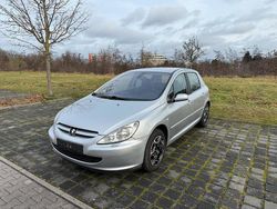 Silber Gebraucht 2003 Peugeot 307 Limousine | 2.950 € (Fairer Preis)