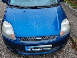 Blau Gebraucht 2007 Ford Fiesta Style Kleinwagen | 2.525 € (Teuer)
