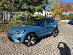 Fjord blue / metallic Gebraucht 2023 Volvo XC40 Ultimate SUV | 34.980 € (Guter Preis)